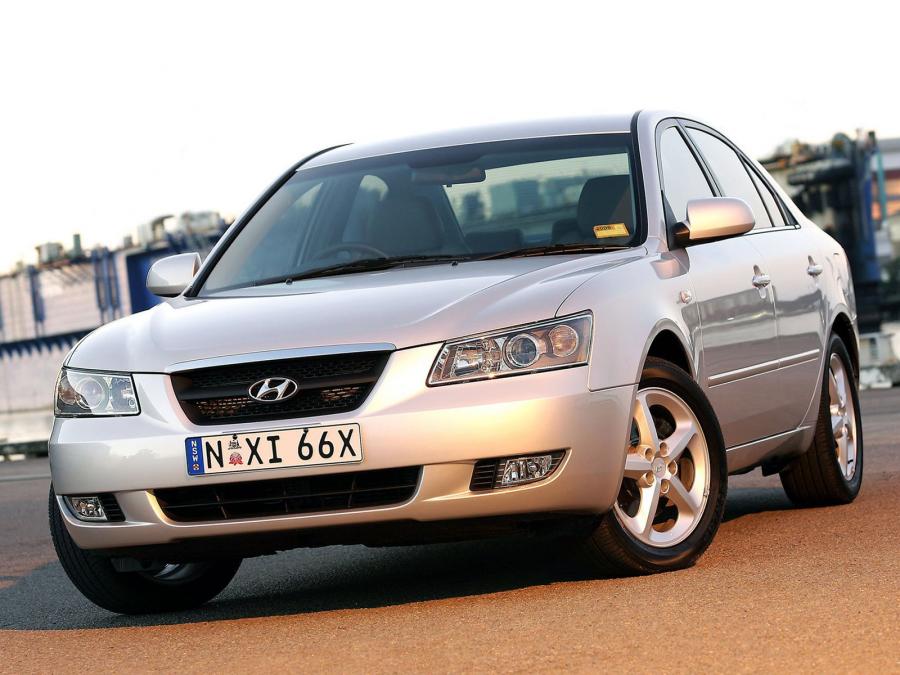  Hyundai Sonata 2005 года  (AU) (фото 10 из 11)